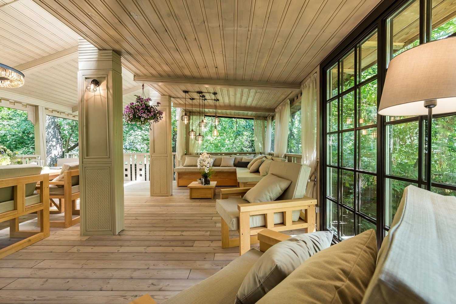 Красивый дизайн веранды в частном доме: 45 стильных идей оформления