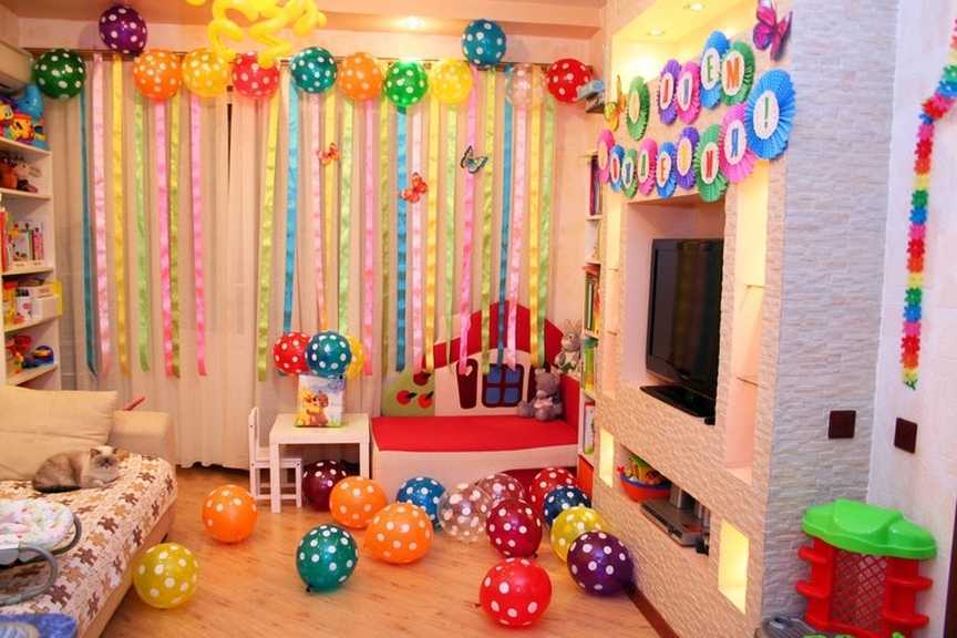 (+135 фото) как украсить комнату на день рождения ребёнка: 105 фото