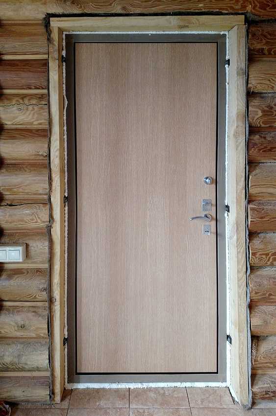 Установка межкомнатных дверей в деревянном доме — поясняем во всех подробностях