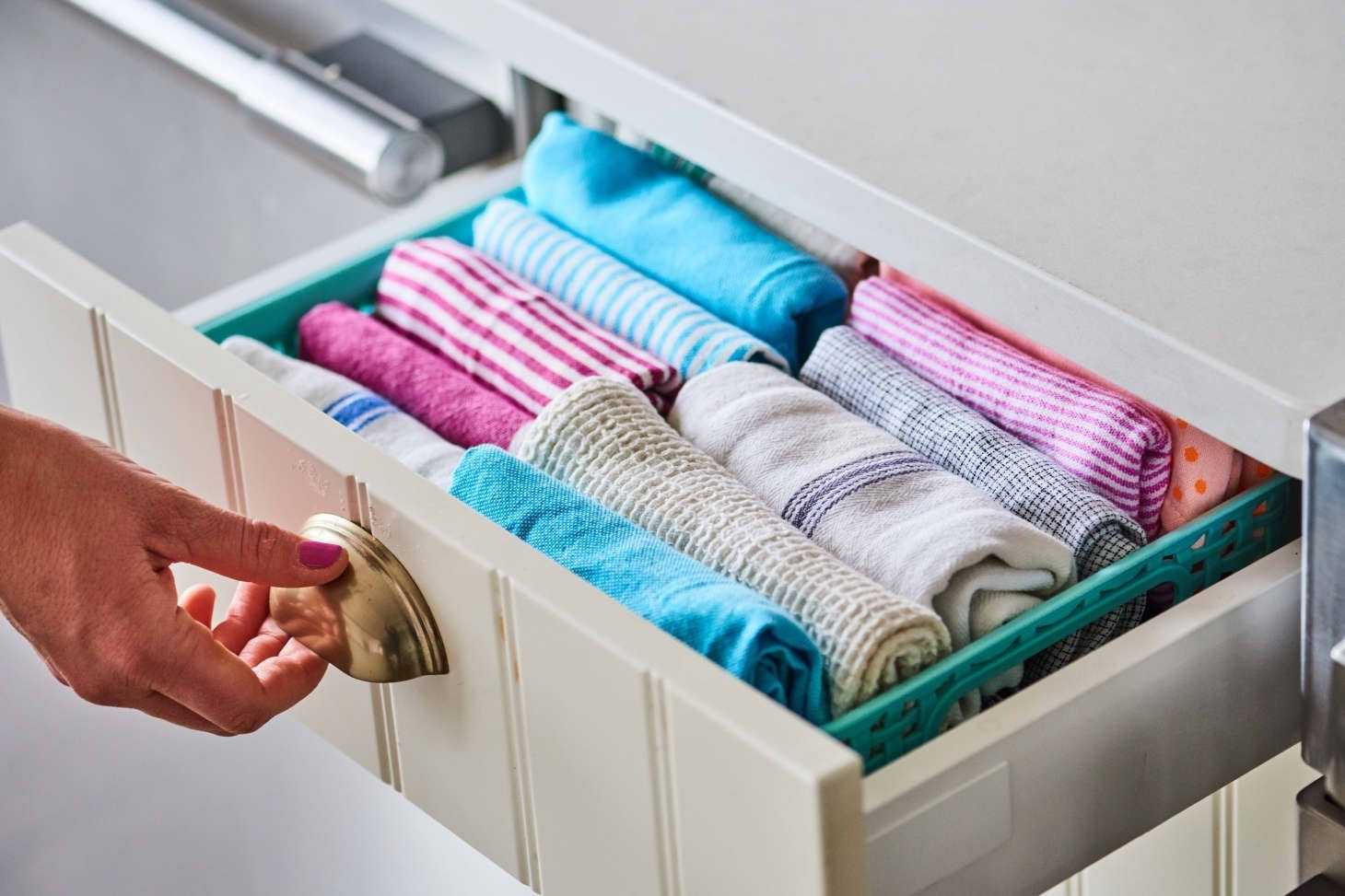 Как хранить полотенца: практичные способы и идеи