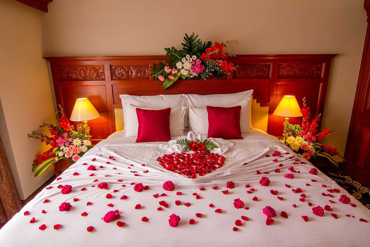 Интерьер спальни в романтическом стиле — 28 фото, 2 видео